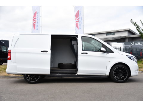 Mercedes-Benz Vito 114 CDI L2 Edition MARGE! Camera, Cruise, 190pk, Automaat, CarBolt, 2 Stoelen, LED, Uniek!