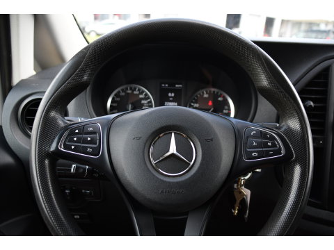 Mercedes-Benz Vito 114 CDI L2 Edition MARGE! Camera, Cruise, 190pk, Automaat, CarBolt, 2 Stoelen, LED, Uniek!