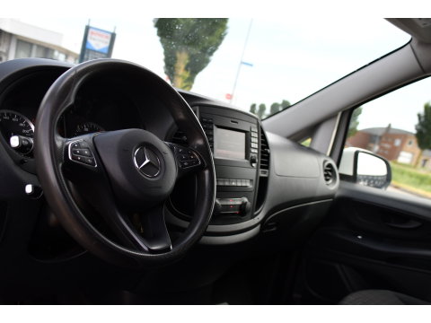 Mercedes-Benz Vito 114 CDI L2 Edition MARGE! Camera, Cruise, 190pk, Automaat, CarBolt, 2 Stoelen, LED, Uniek!