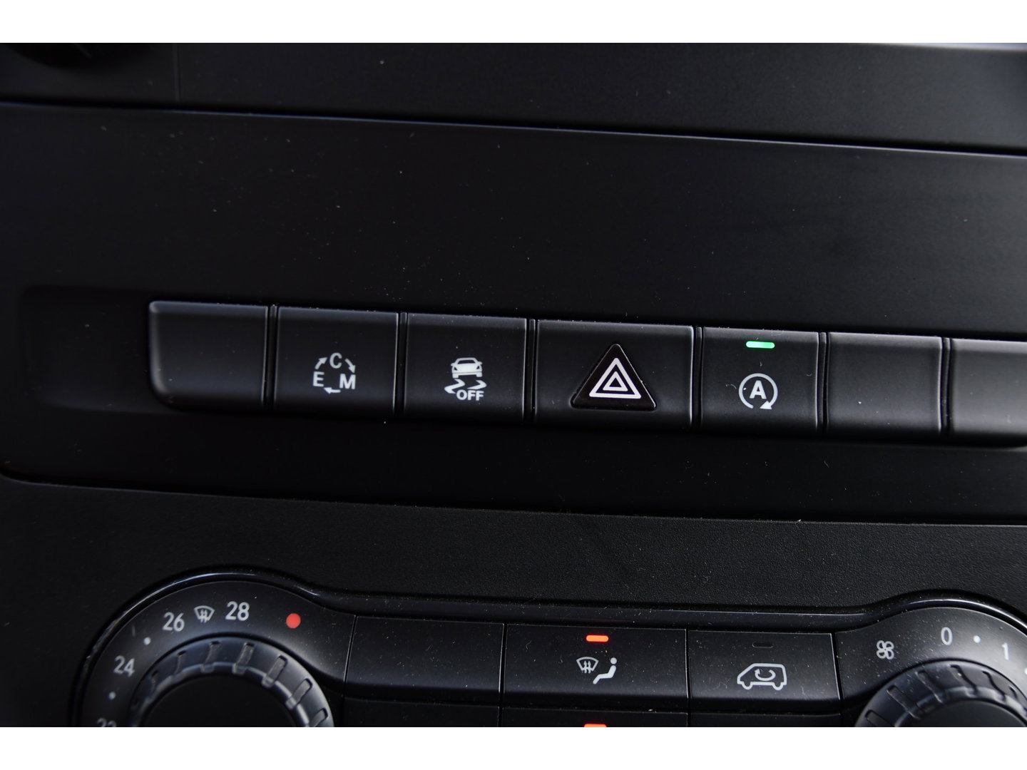 Mercedes-Benz Vito 114 CDI L2 Edition MARGE! Camera, Cruise, 190pk, Automaat, CarBolt, 2 Stoelen, LED, Uniek!