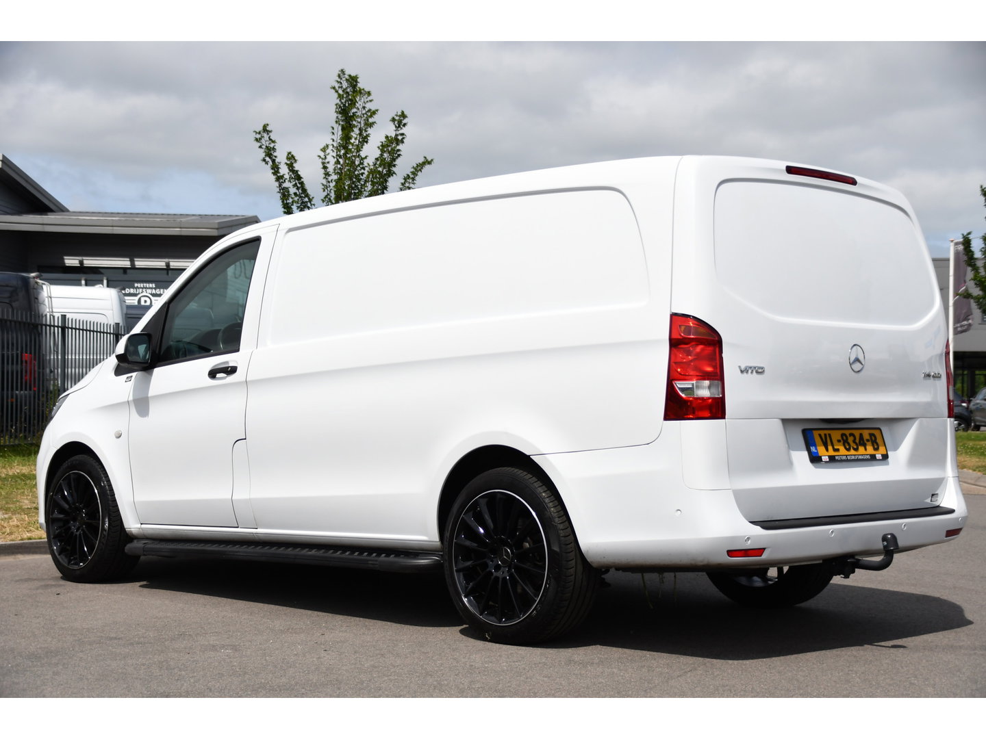 Mercedes-Benz Vito 114 CDI L2 Edition MARGE! Camera, Cruise, 190pk, Automaat, CarBolt, 2 Stoelen, LED, Uniek!