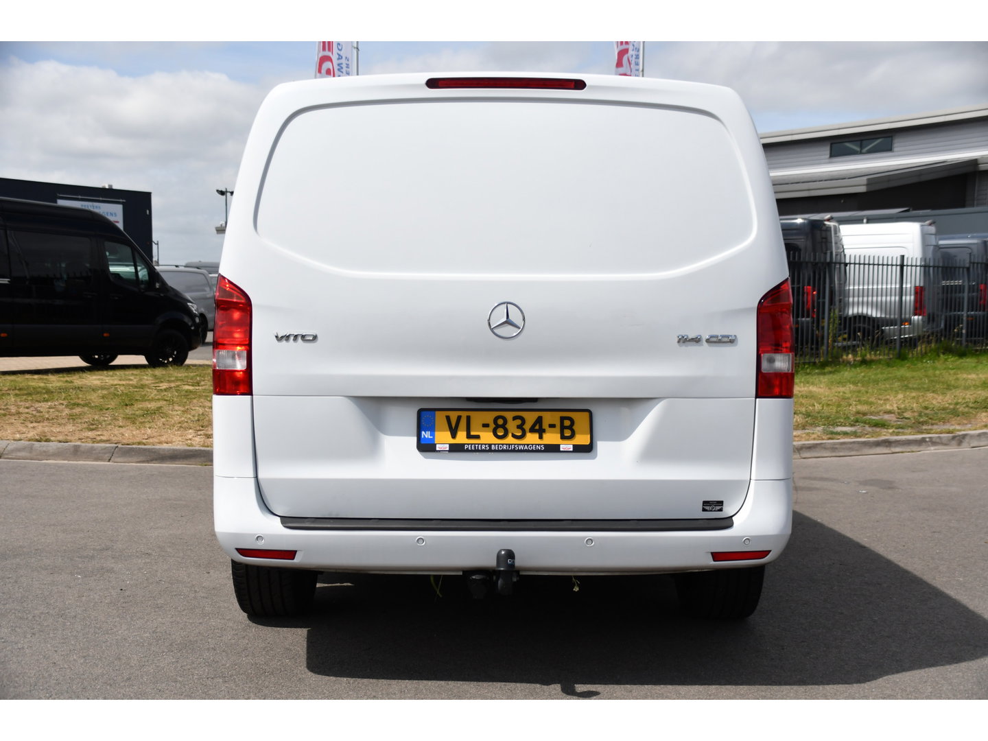 Mercedes-Benz Vito 114 CDI L2 Edition MARGE! Camera, Cruise, 190pk, Automaat, CarBolt, 2 Stoelen, LED, Uniek!