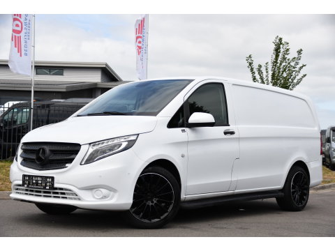 Mercedes-Benz Vito 114 CDI L2 Edition MARGE! Camera, Cruise, 190pk, Automaat, CarBolt, 2 Stoelen, LED, Uniek!