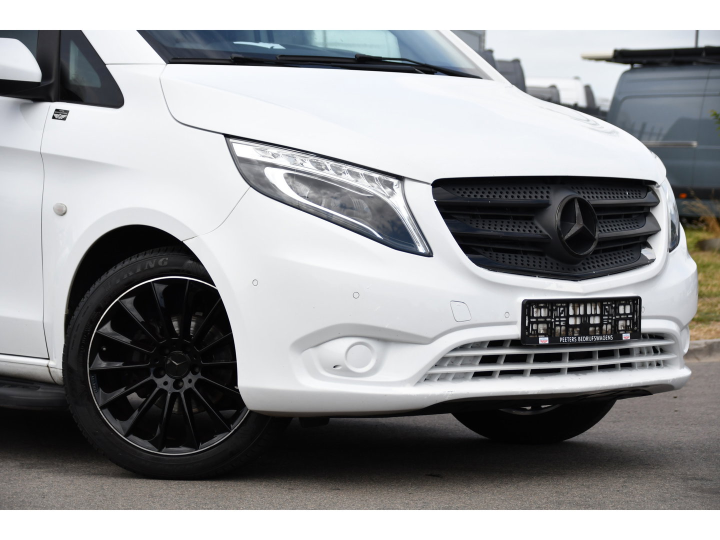 Mercedes-Benz Vito 114 CDI L2 Edition MARGE! Camera, Cruise, 190pk, Automaat, CarBolt, 2 Stoelen, LED, Uniek!