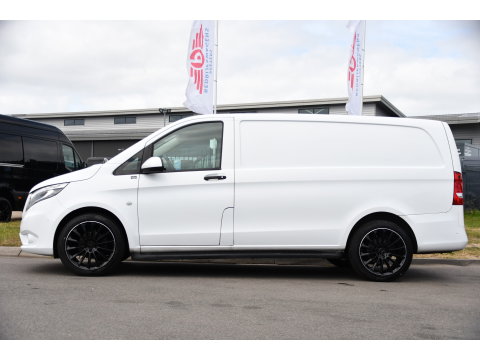Mercedes-Benz Vito 114 CDI L2 Edition MARGE! Camera, Cruise, 190pk, Automaat, CarBolt, 2 Stoelen, LED, Uniek!