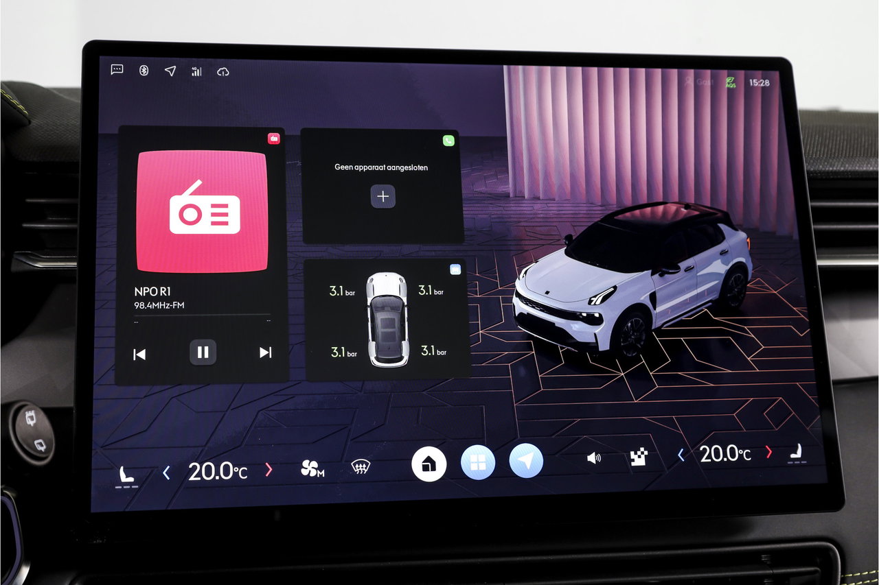 Lynk & Co 01