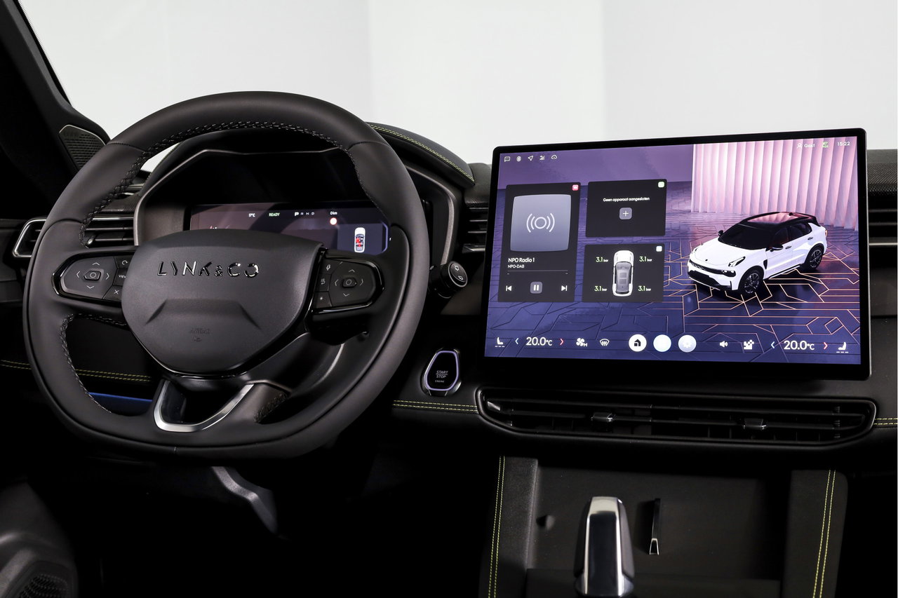 Lynk & Co 01