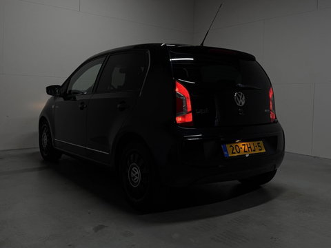 Volkswagen up! 1.0 Black Up! Navi Airco NAP