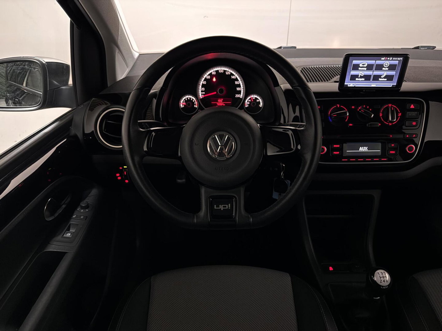 Volkswagen up! 1.0 Black Up! Navi Airco NAP