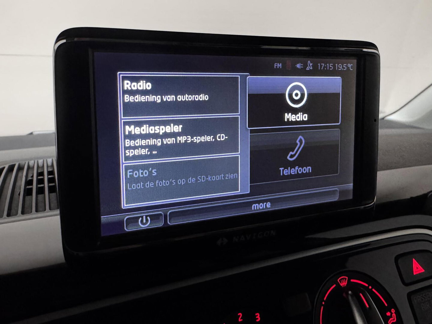 Volkswagen up! 1.0 Black Up! Navi Airco NAP