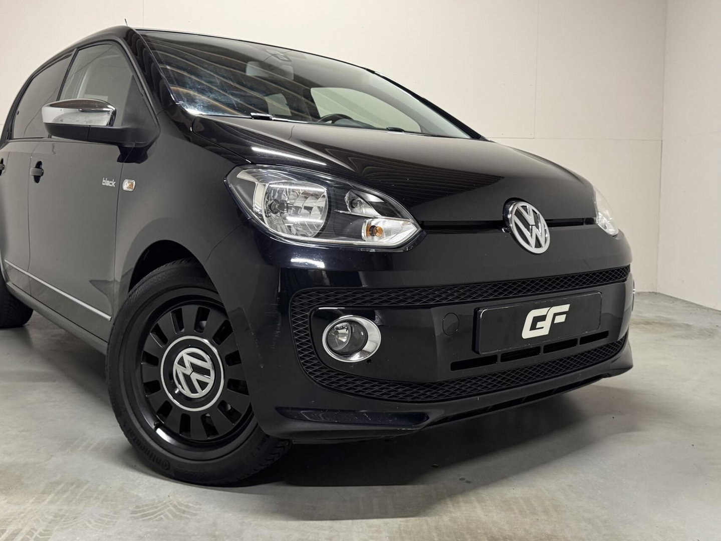 Volkswagen up! 1.0 Black Up! Navi Airco NAP