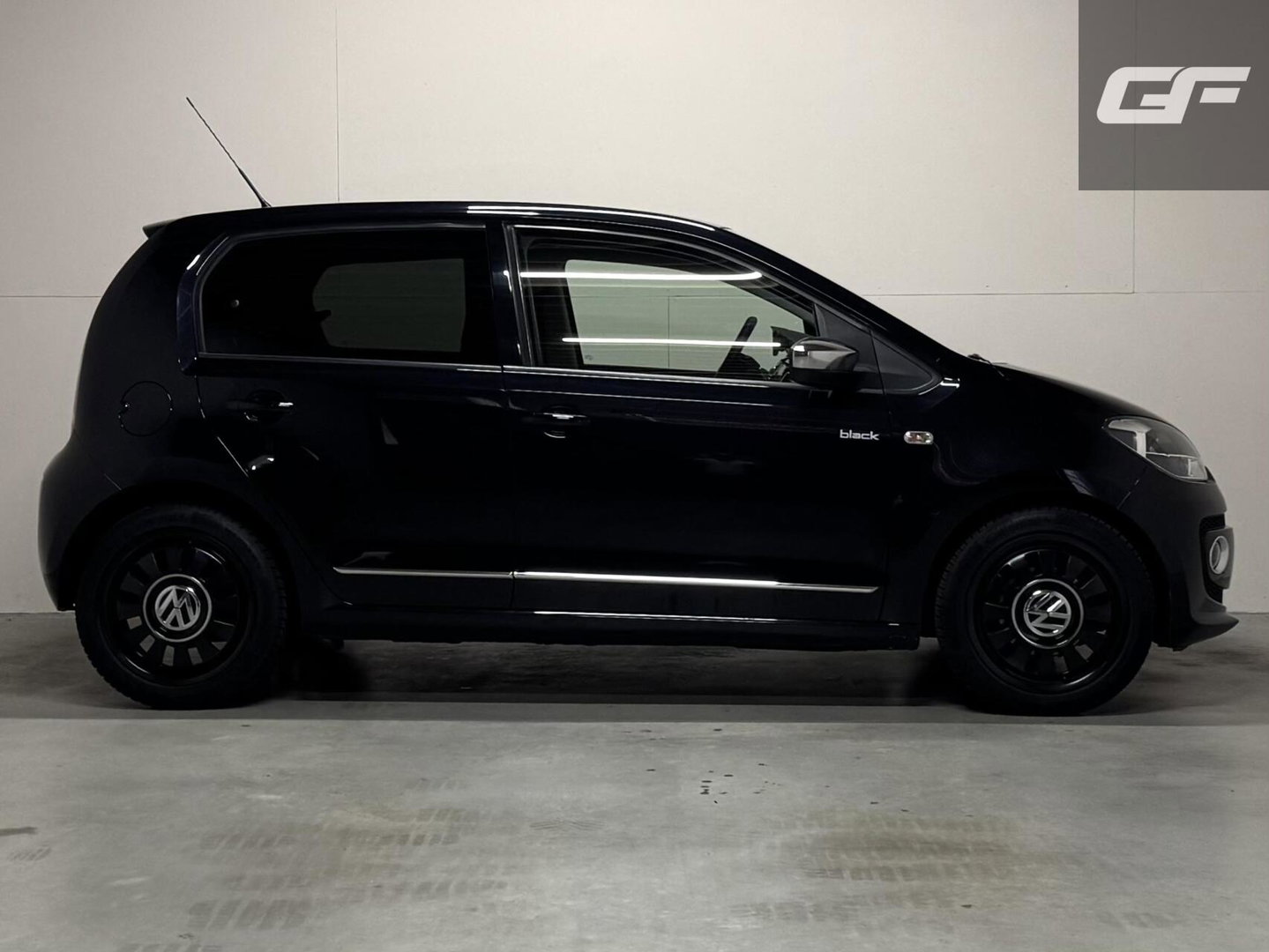 Volkswagen up! 1.0 Black Up! Navi Airco NAP