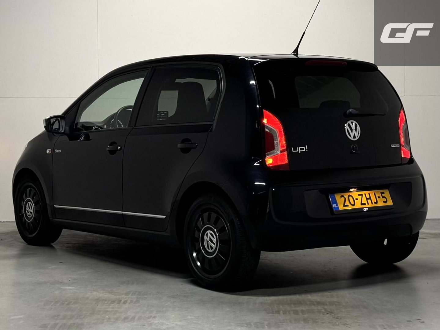 Volkswagen up! 1.0 Black Up! Navi Airco NAP