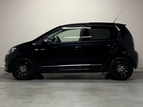 Volkswagen up! 1.0 Black Up! Navi Airco NAP