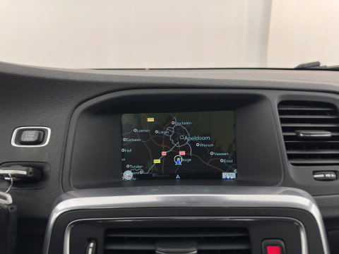 Volvo V60 2.4 D6 Twin Engine R-Design Aut. *LEATHER | XENON | MEMORY-PACK | HEATED-COMFORTSEATS | NAVI-FULLMAP | ECC | PDC | CRUISE | 17''ALU*