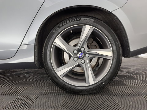 Volvo V60 2.4 D6 Twin Engine R-Design Aut. *LEATHER | XENON | MEMORY-PACK | HEATED-COMFORTSEATS | NAVI-FULLMAP | ECC | PDC | CRUISE | 17''ALU*