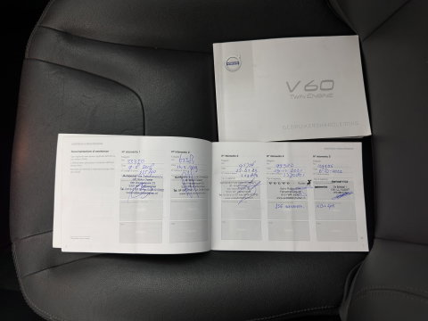 Volvo V60 2.4 D6 Twin Engine R-Design Aut. *LEATHER | XENON | MEMORY-PACK | HEATED-COMFORTSEATS | NAVI-FULLMAP | ECC | PDC | CRUISE | 17''ALU*