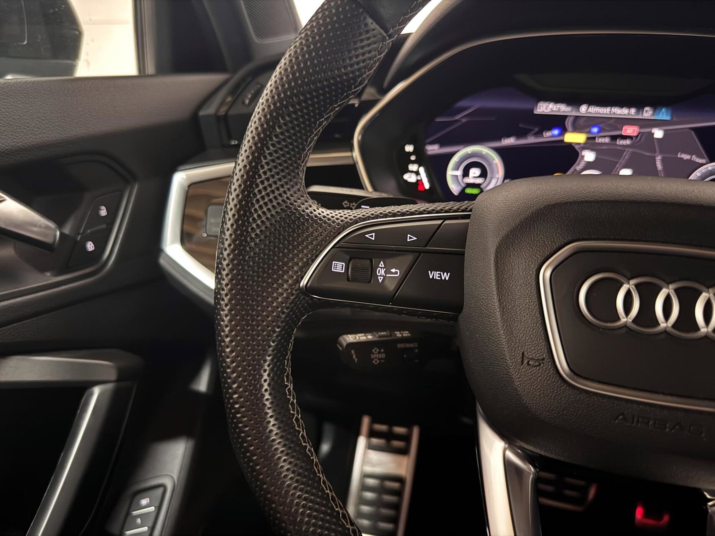 Audi Q3 45 TFSIe S-Line Black Edition Pano Sonos Virtual Camera Trekh.