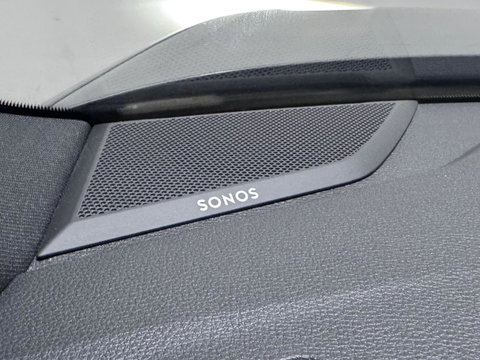 Audi Q3 45 TFSIe S-Line Black Edition Pano Sonos Virtual Camera Trekh.