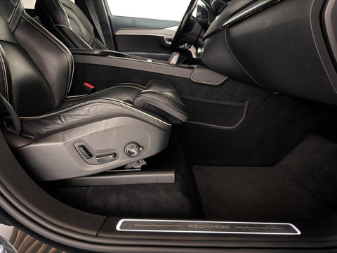 Volvo XC90 2.0 T8 Recharge AWD R-Design Pano B&W 360º Luchtvering Trekh.