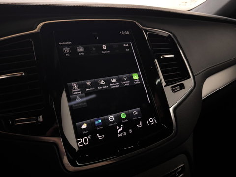 Volvo XC90 2.0 T8 Recharge AWD R-Design Pano B&W 360º Luchtvering Trekh.