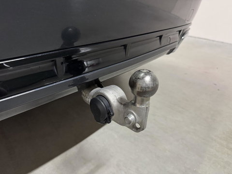 Volvo XC90 2.0 T8 Recharge AWD R-Design Pano B&W 360º Luchtvering Trekh.