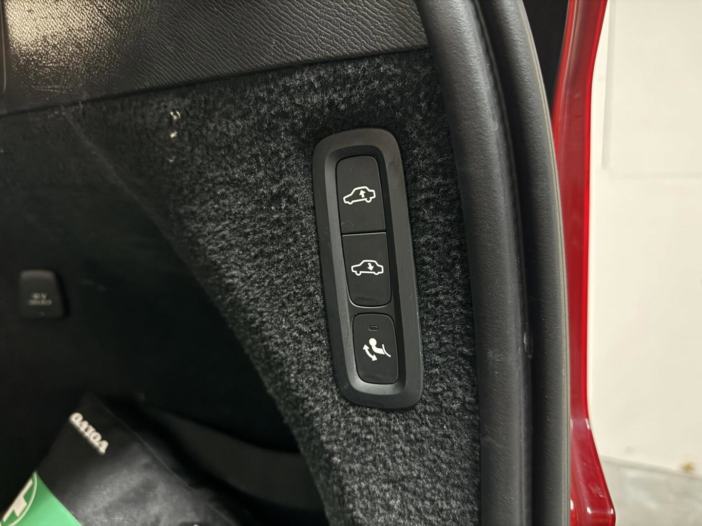 Volvo XC90 2.0 T8 Recharge AWD R-Design Pano B&W 360º Luchtvering Trekh.