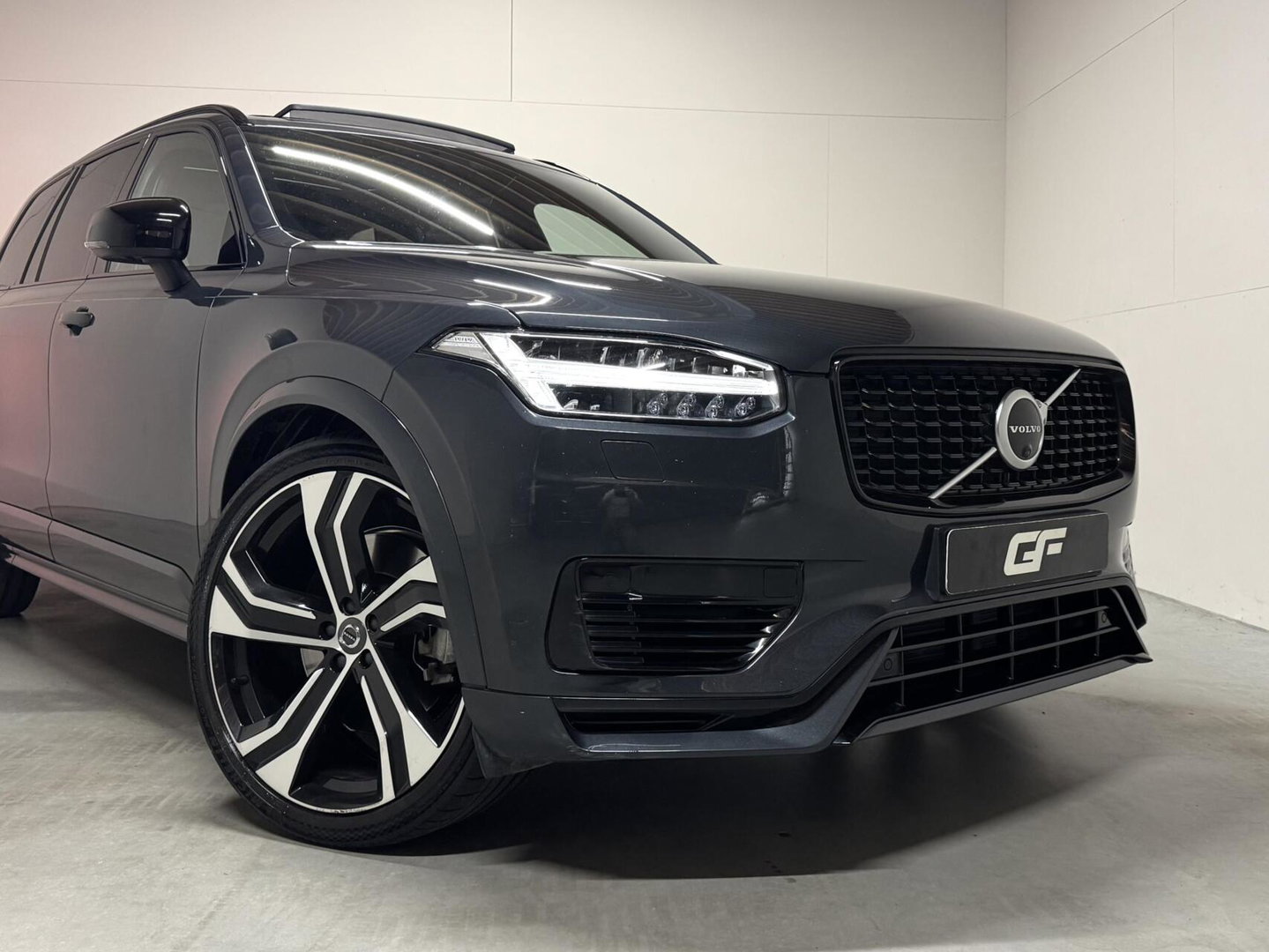 Volvo XC90 2.0 T8 Recharge AWD R-Design Pano B&W 360º Luchtvering Trekh.