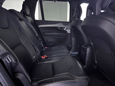 Volvo XC90 2.0 T8 Recharge AWD R-Design Pano B&W 360º Luchtvering Trekh.