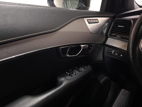 Volvo XC90 2.0 T8 Recharge AWD R-Design Pano B&W 360º Luchtvering Trekh.