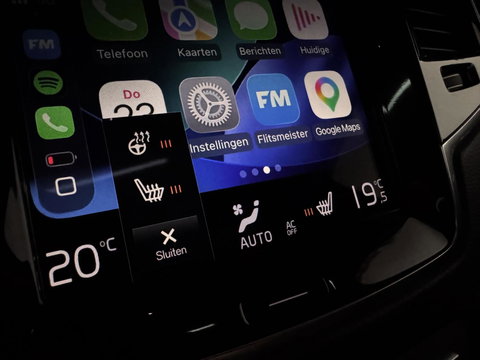 Volvo XC90 2.0 T8 Recharge AWD R-Design Pano B&W 360º Luchtvering Trekh.