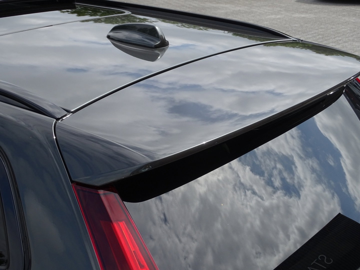 Volvo V60 T8 AWD 405PK Inscription Plug-In Hybrid / Heico Ed. / LED