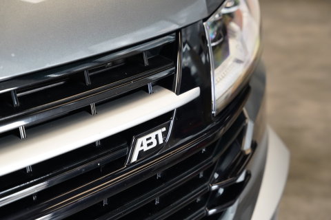 Volkswagen Transporter 2.0 TDI L2H1 30 DC Bulli ABT-uitgevoerd PDC ACC Leder NAP Sidebars