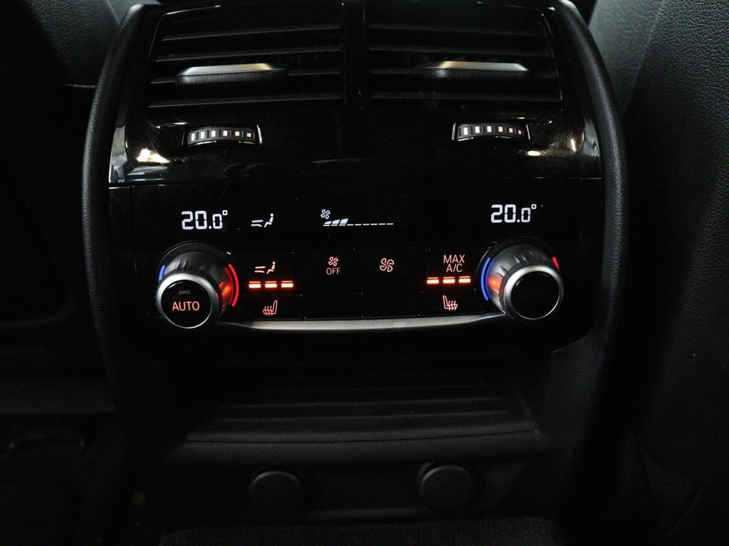 BMW 5 Serie Touring 530i xDrive M-sport High Executive | Panoramadak | Trekhaak | Head-up | 360 camera | Carplay | Harman/Kardon | Leder | Stuur/stoel verwarming | Virtual Dashboard | Cruise control |