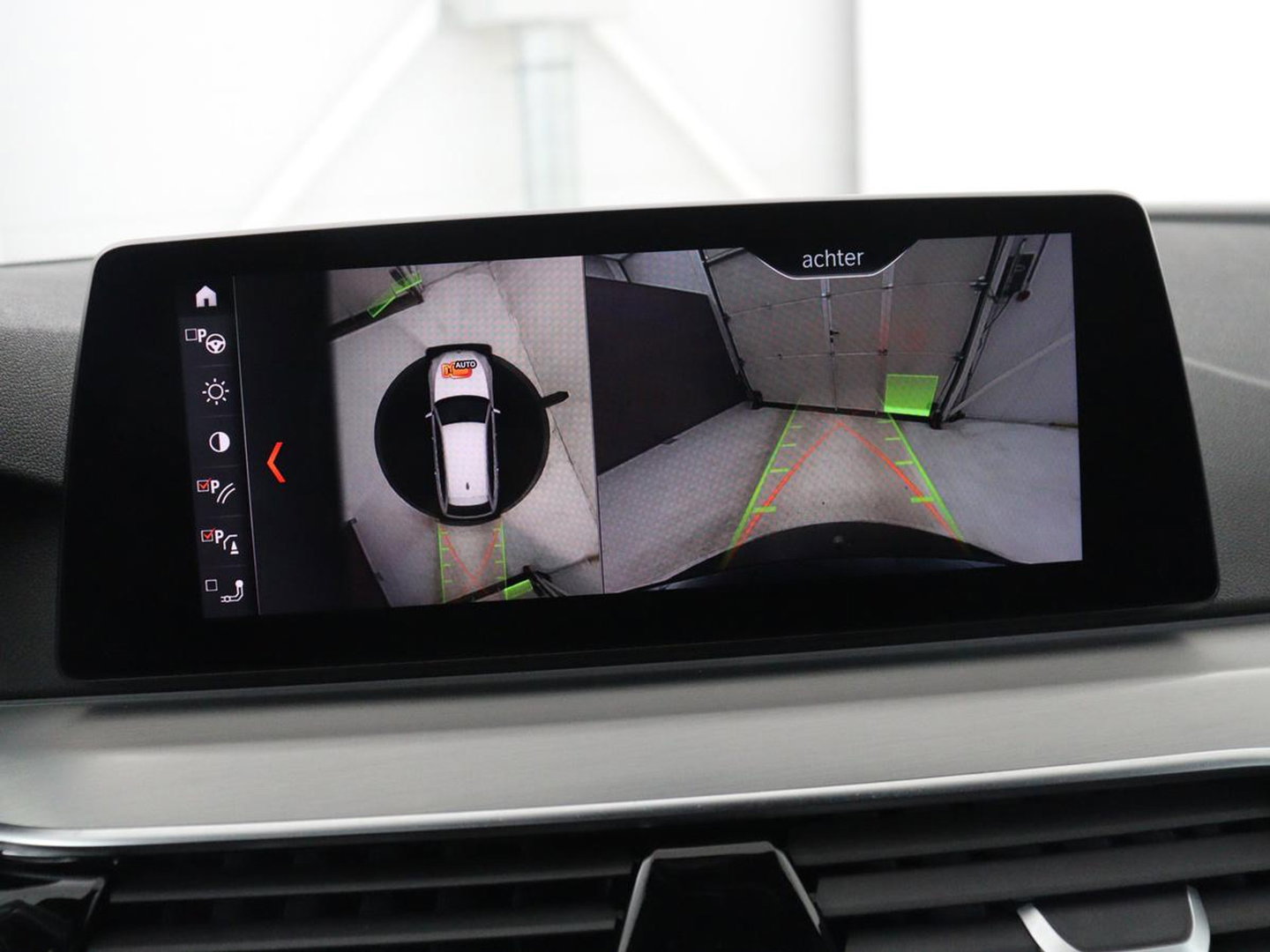 BMW 5 Serie Touring 530i xDrive M-sport High Executive | Panoramadak | Trekhaak | Head-up | 360 camera | Carplay | Harman/Kardon | Leder | Stuur/stoel verwarming | Virtual Dashboard | Cruise control |