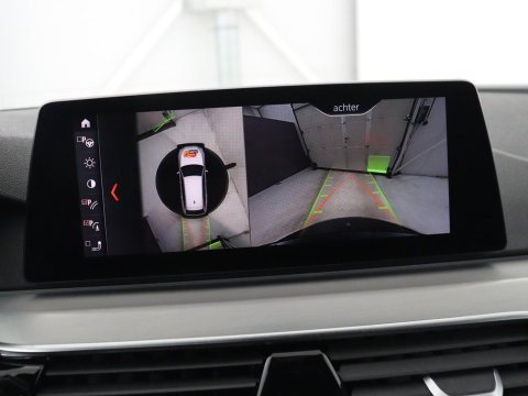 BMW 5 Serie Touring 530i xDrive M-sport High Executive | Panoramadak | Trekhaak | Head-up | 360 camera | Carplay | Harman/Kardon | Leder | Stuur/stoel verwarming | Virtual Dashboard | Cruise control |