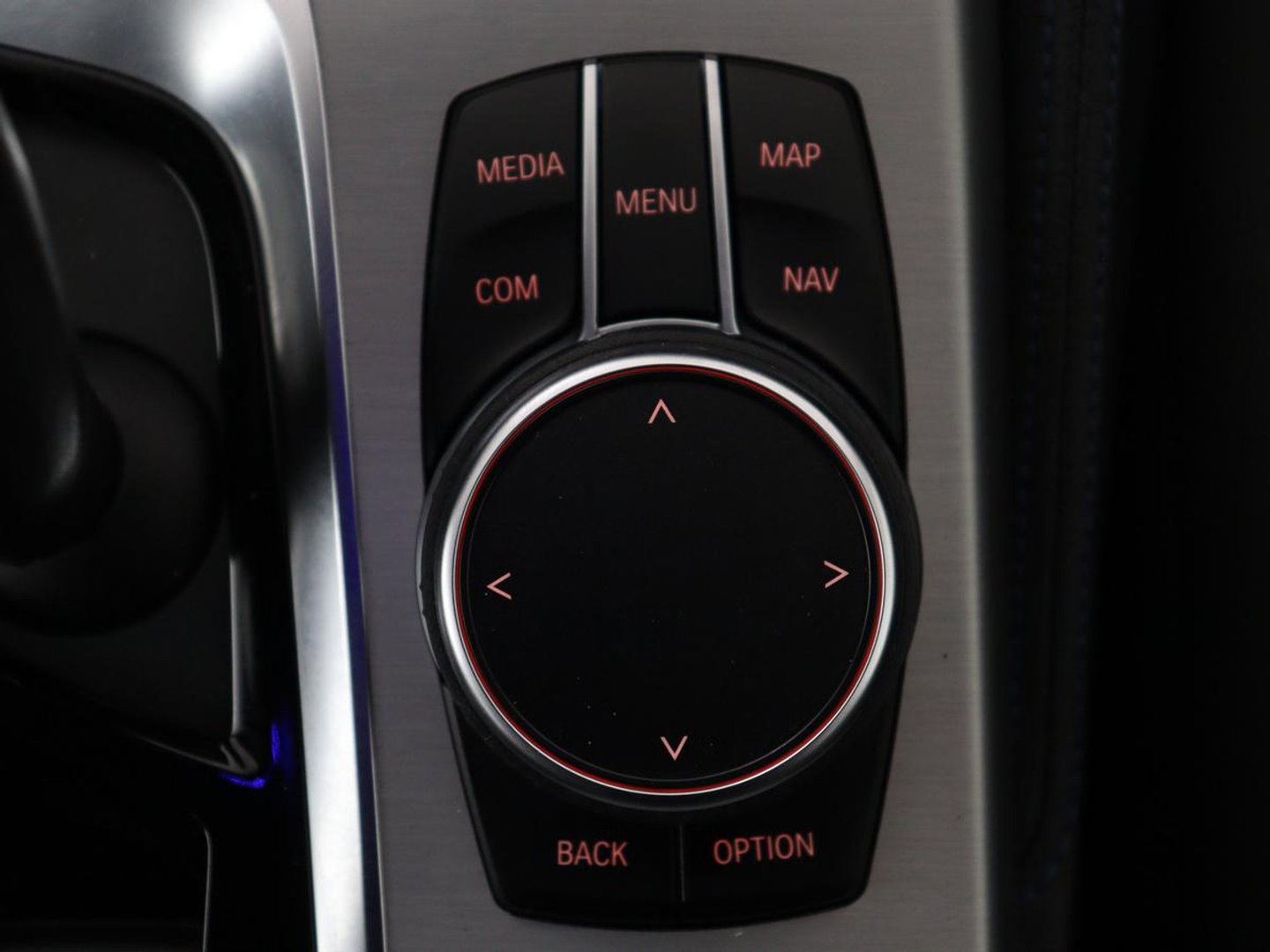 BMW 5 Serie Touring 530i xDrive M-sport High Executive | Panoramadak | Trekhaak | Head-up | 360 camera | Carplay | Harman/Kardon | Leder | Stuur/stoel verwarming | Virtual Dashboard | Cruise control |
