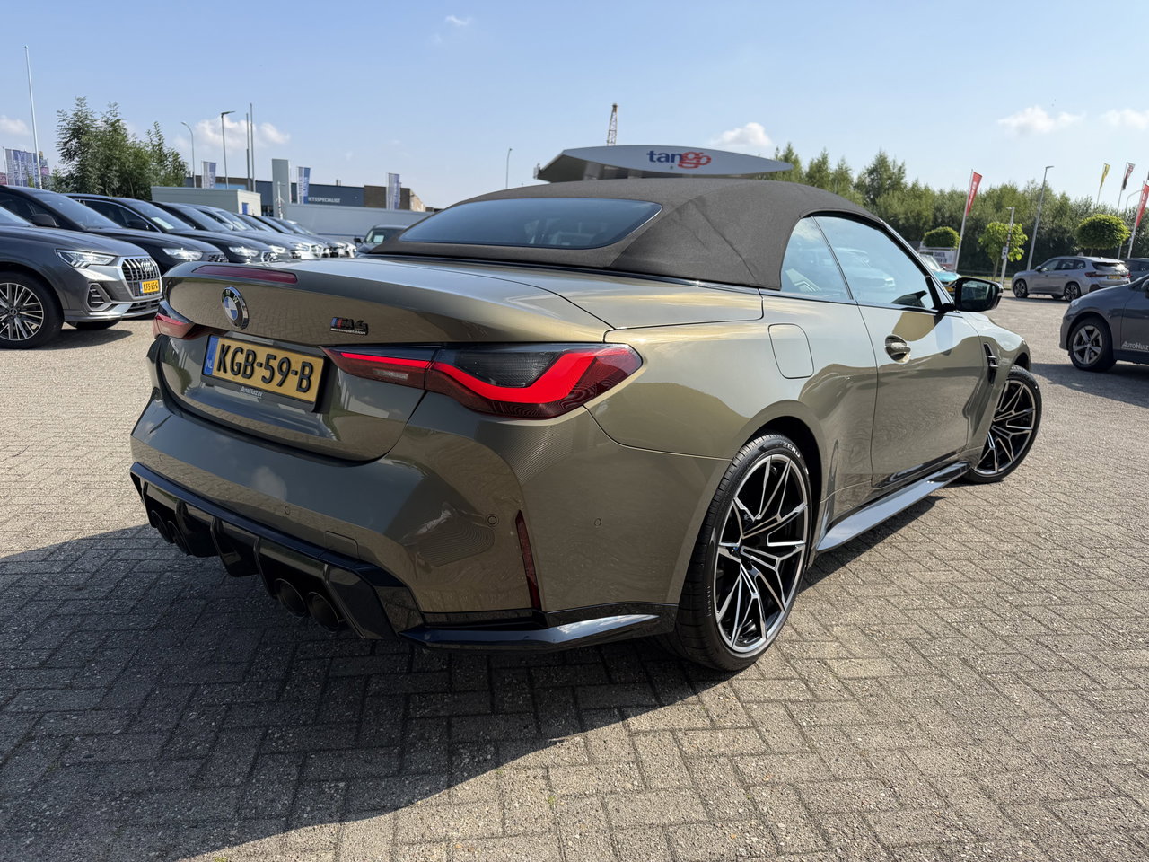 BMW M4