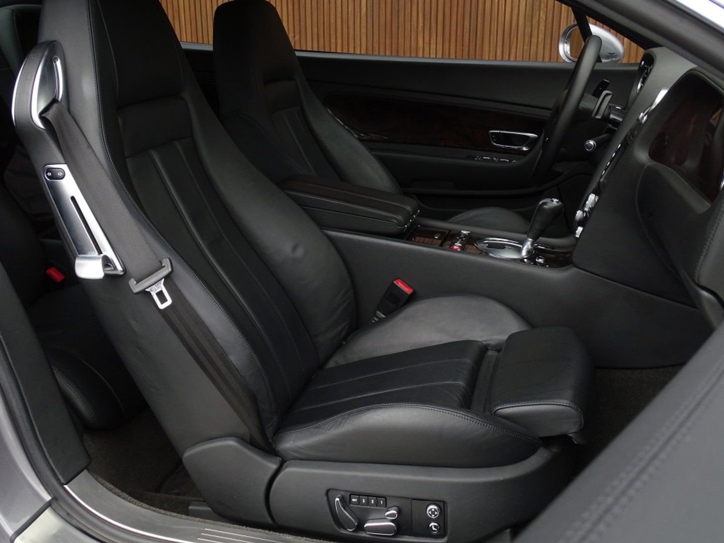 Bentley Continental GT 6.0 W12 560PK TwinTurbo / *unieke conditie* / LED