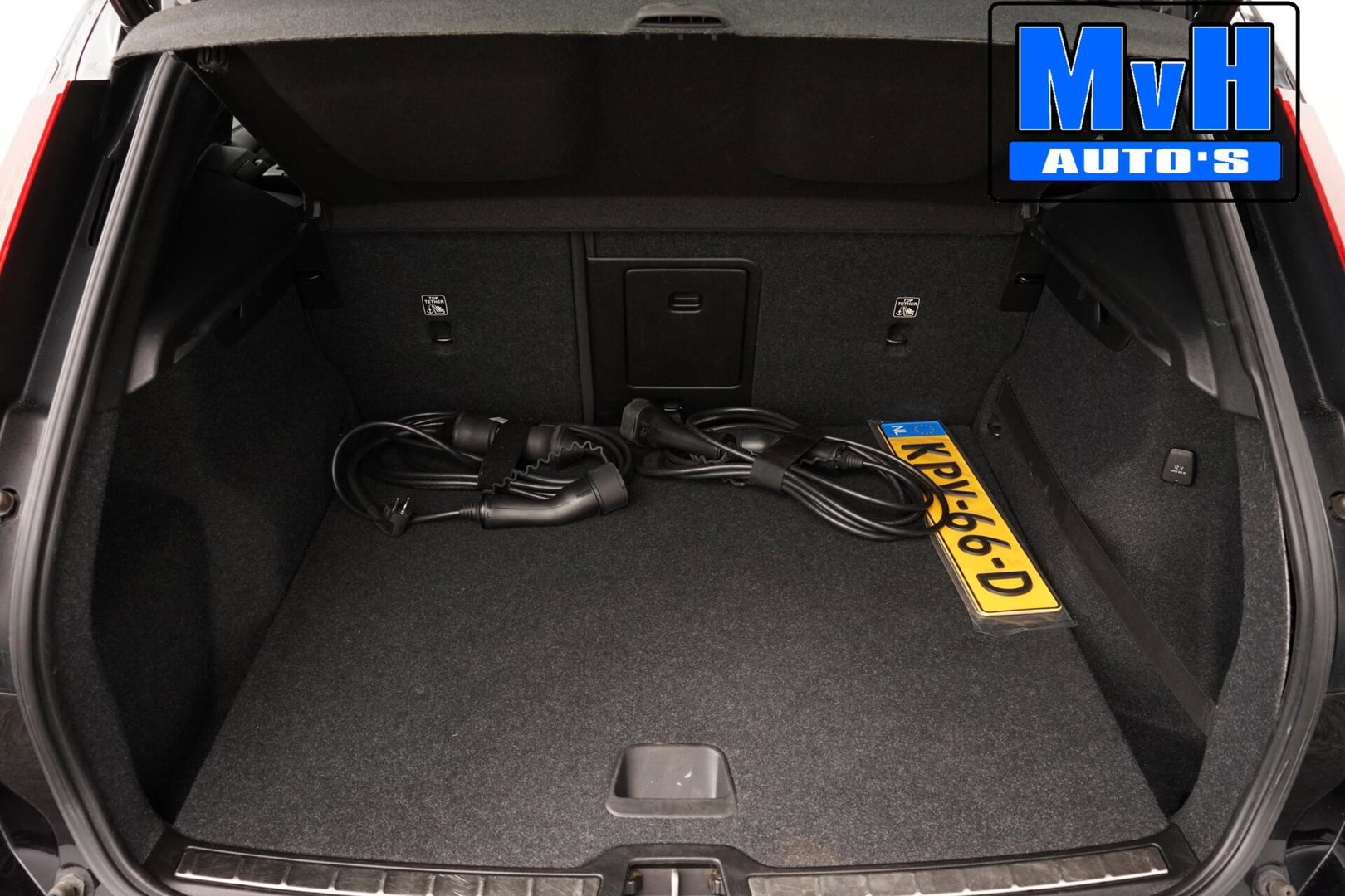 Volvo XC40 1.5 T5 PHEV R-Design|H/K|STUUR.STOELVW|CAM|SOH86%