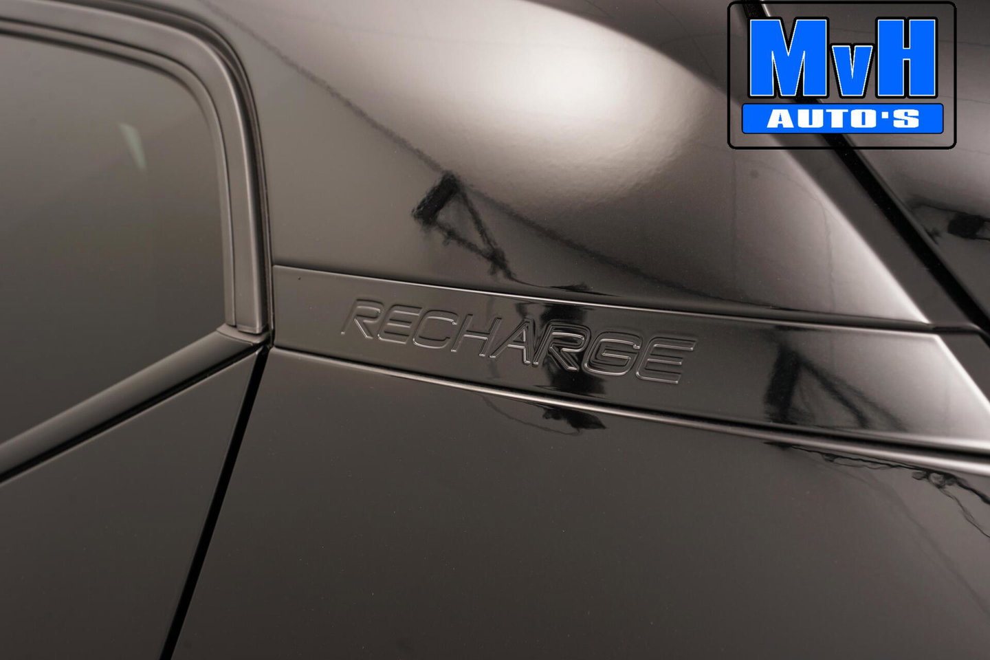 Volvo XC40 1.5 T5 PHEV R-Design|H/K|STUUR.STOELVW|CAM|SOH86%