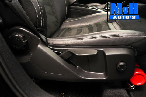 Volvo XC40 1.5 T5 PHEV R-Design|H/K|STUUR.STOELVW|CAM|SOH86%