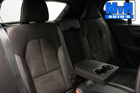 Volvo XC40 1.5 T5 PHEV R-Design|H/K|STUUR.STOELVW|CAM|SOH86%