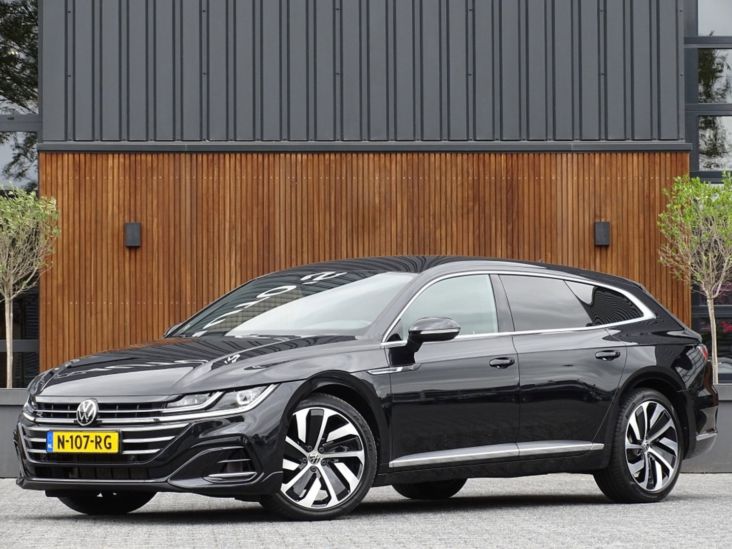 Volkswagen Arteon Shooting Brake 2.0 TSI 191PK DSG / R-Line / IQ-Light