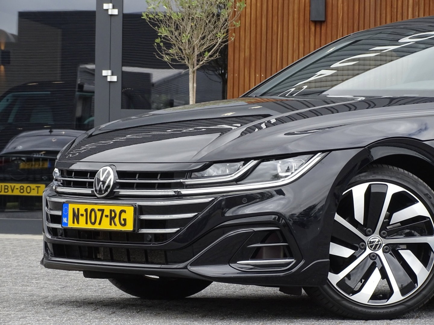 Volkswagen Arteon Shooting Brake 2.0 TSI 191PK DSG / R-Line / IQ-Light