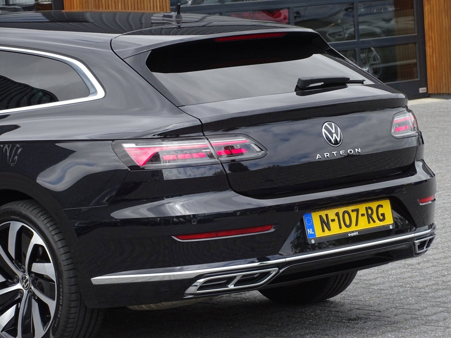 Volkswagen Arteon Shooting Brake 2.0 TSI 191PK DSG / R-Line / IQ-Light