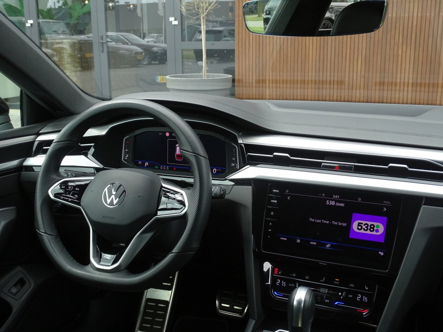 Volkswagen Arteon Shooting Brake 2.0 TSI 191PK DSG / R-Line / IQ-Light