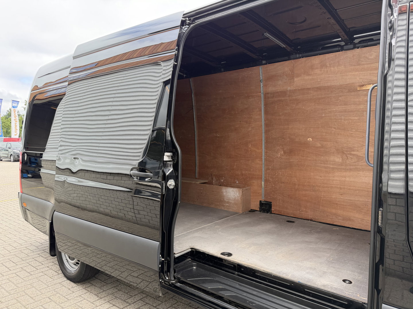 Mercedes-Benz Sprinter 315 1.9 CDI L3H2 RWD / vaste prijs rijklaar € 27.750 ex btw / euro 6 / bpm vrij / climate control / bijrijders bank / kan omgekeurd worden naar 3500 kg trekhaak !