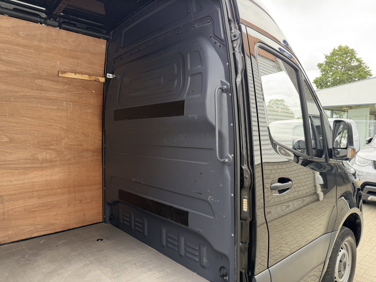Mercedes-Benz Sprinter 315 1.9 CDI L3H2 RWD / vaste prijs rijklaar € 27.750 ex btw / euro 6 / bpm vrij / climate control / bijrijders bank / kan omgekeurd worden naar 3500 kg trekhaak !