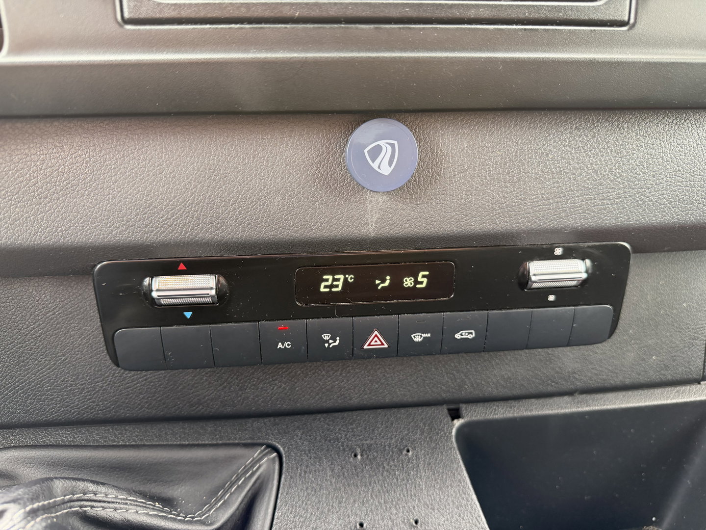 Mercedes-Benz Sprinter 315 1.9 CDI L3H2 RWD / vaste prijs rijklaar € 27.750 ex btw / euro 6 / bpm vrij / climate control / bijrijders bank / kan omgekeurd worden naar 3500 kg trekhaak !